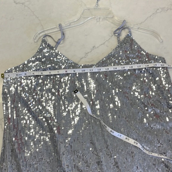 Silver Sequin Dress Spaghetti Strap Women’s Large Concert Ready - Picture 4 of 5